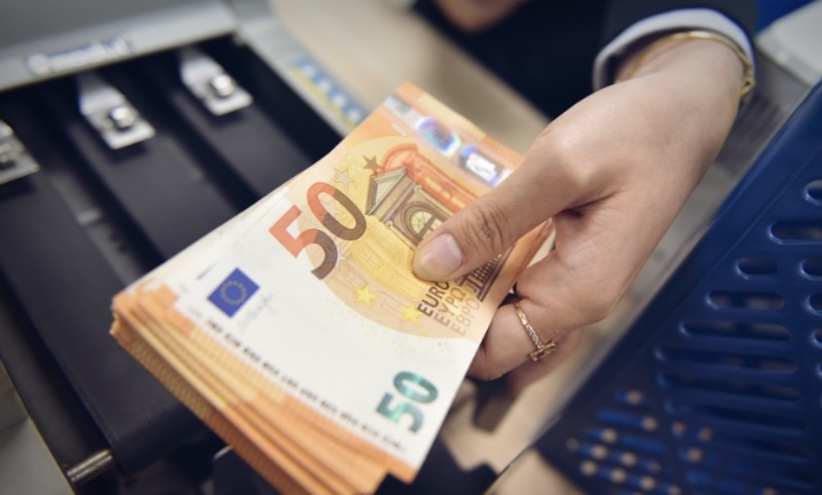 Transfertat kombetare ne Euro me te larta se ato ne Leke ne 2023